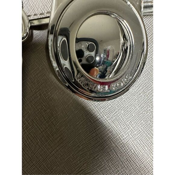 MICHAEL KORS HAMILTON LARGE PEARL GRAY LEATHER SILVER LOCK NS TOTE BAG SEE NOTES - Picture 3 of 15